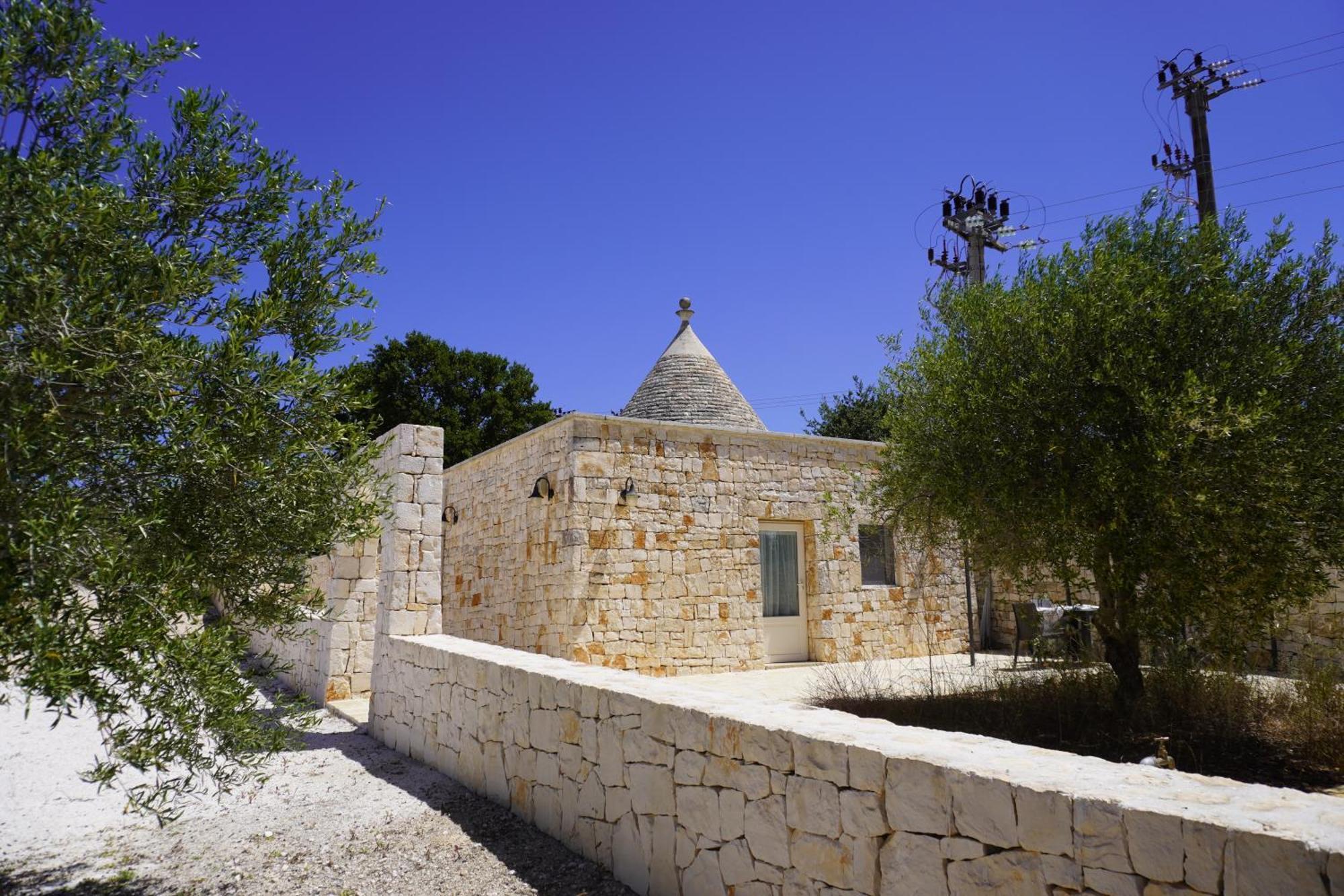 Holiday home Trullo Amico